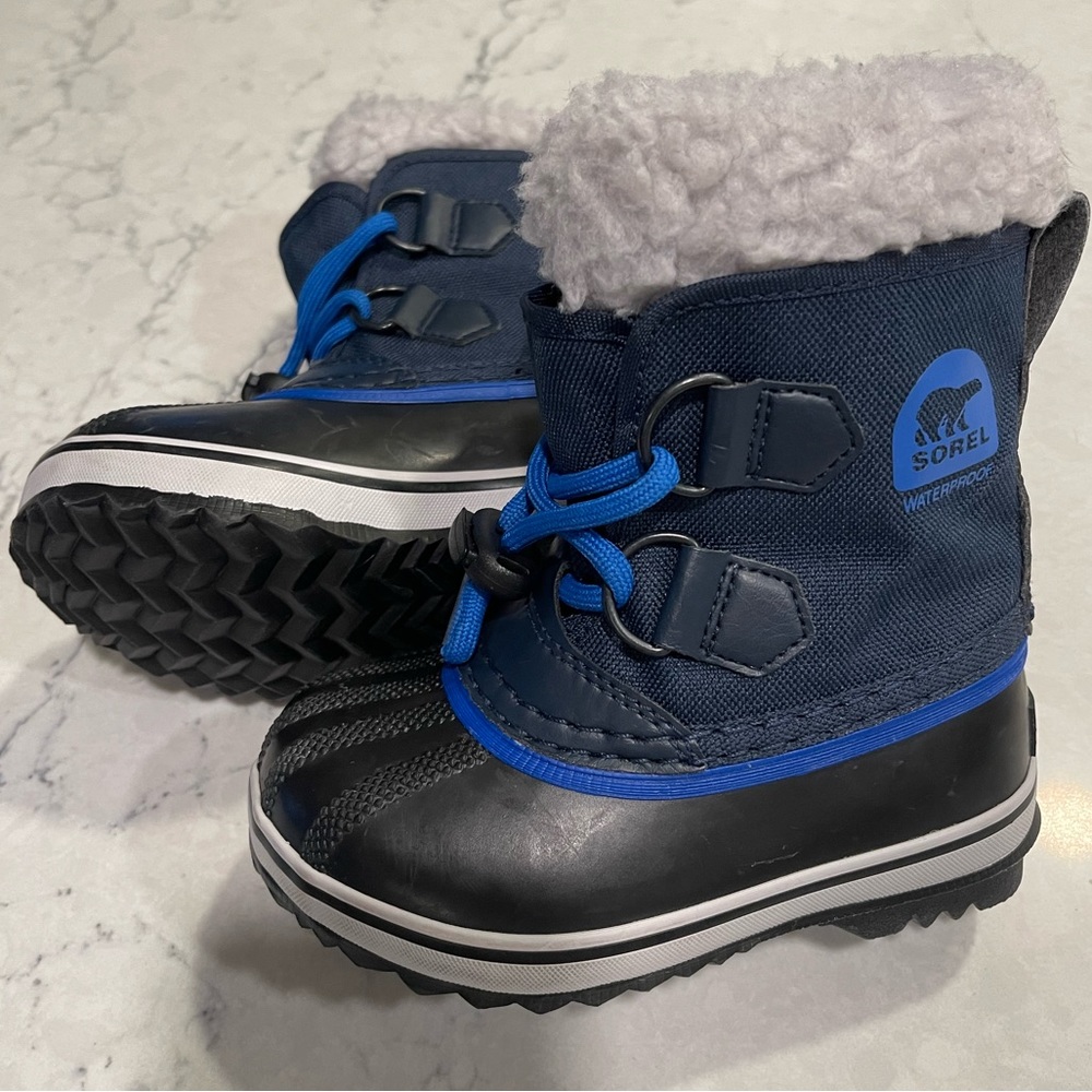 Sorel size 8 toddler waterproof boots